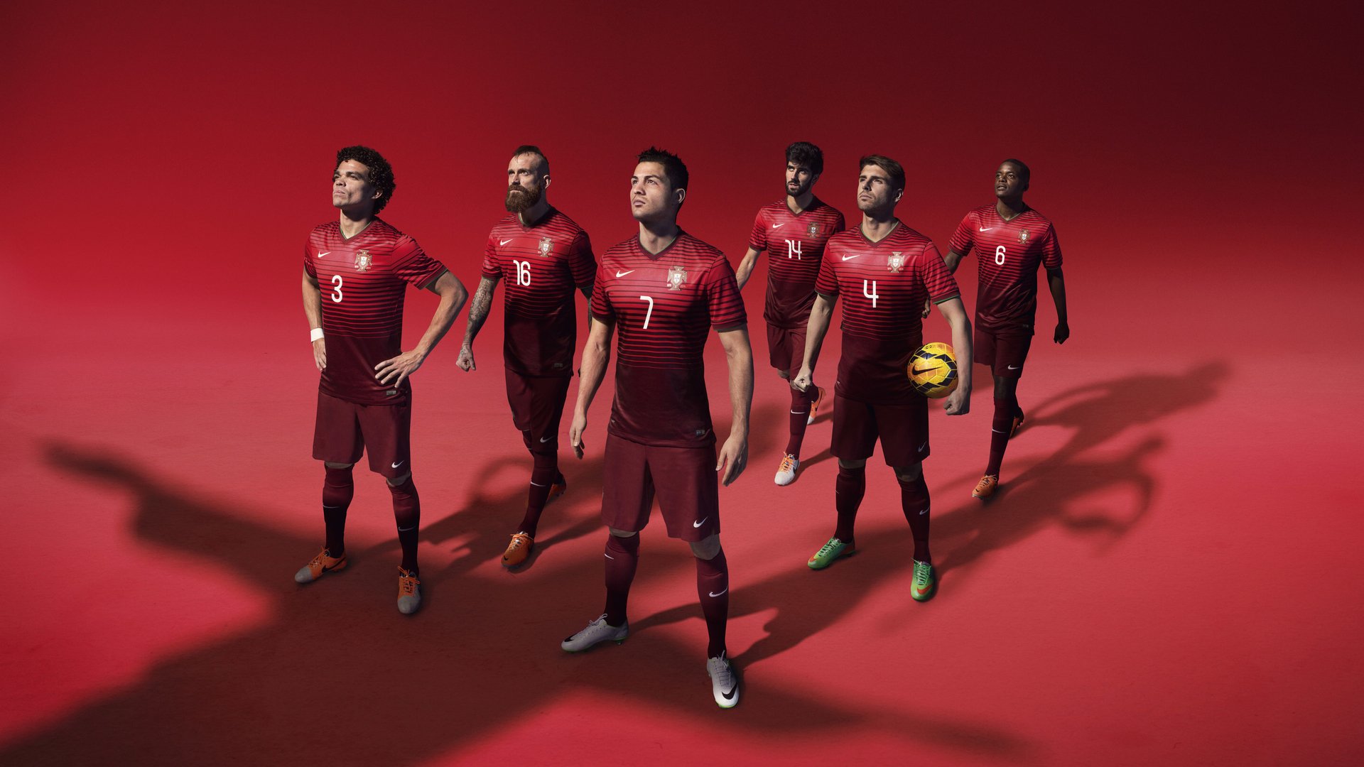 火箭年轻后场组合获得媒体好评，火箭年轻时候的照片